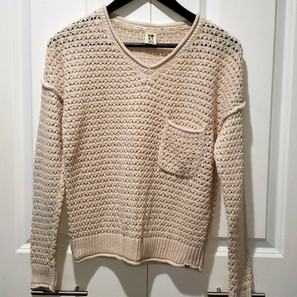 Roxy Sweater - Picture 15 of 16